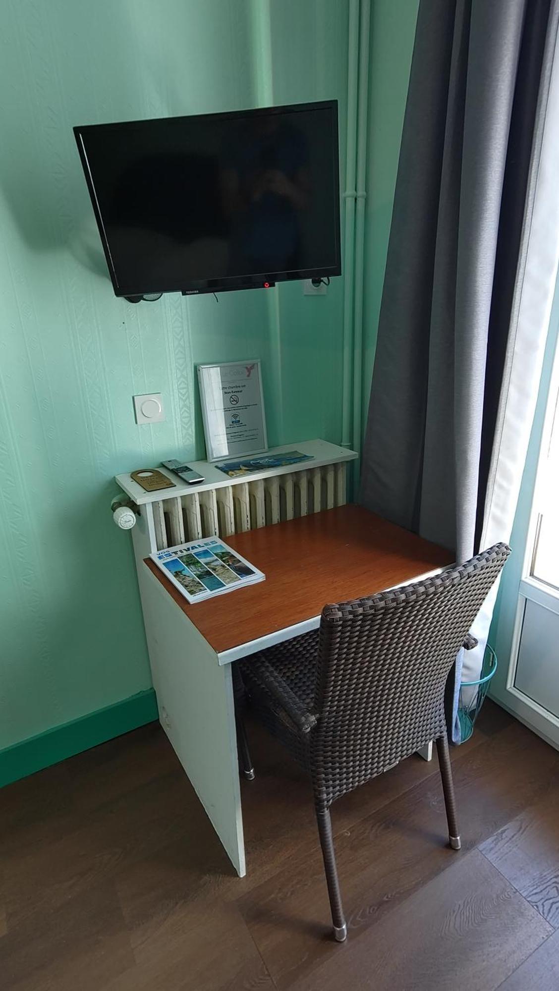 Hotel Le Colibri 엑스레뱅 외부 사진