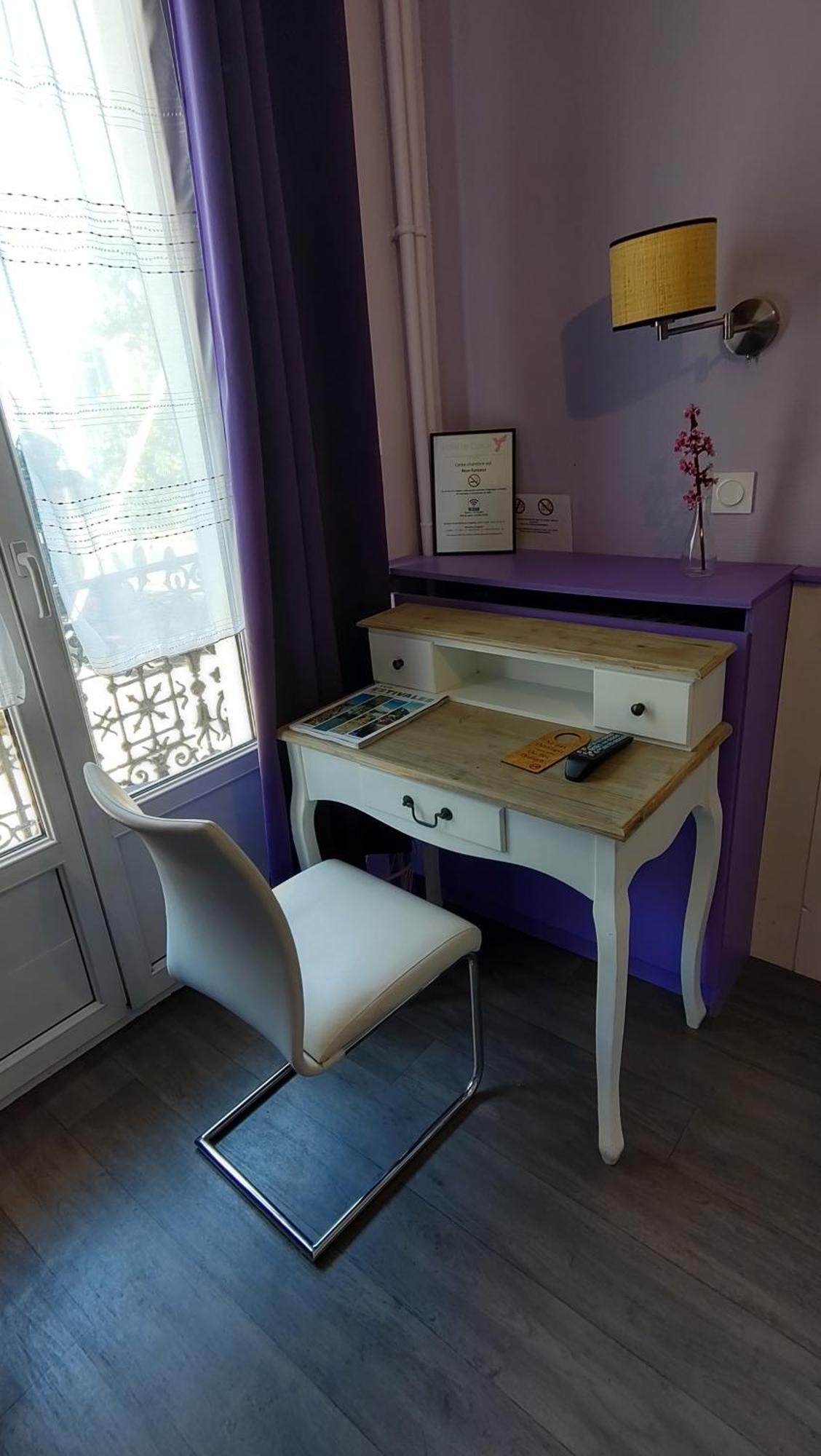 Hotel Le Colibri 엑스레뱅 외부 사진