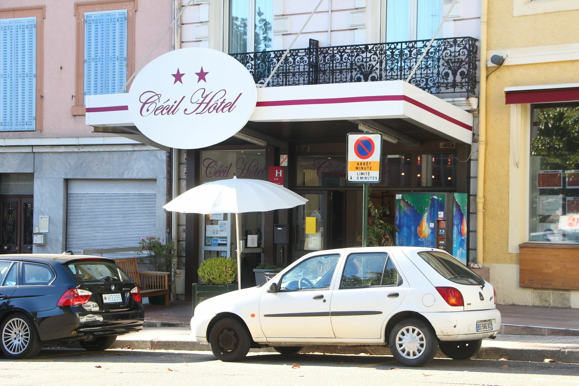 Hotel Le Colibri 엑스레뱅 외부 사진