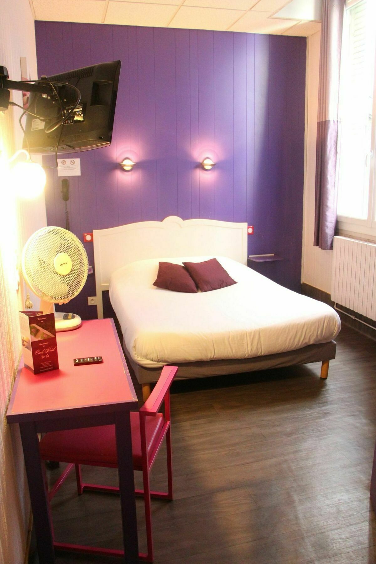 Hotel Le Colibri 엑스레뱅 외부 사진